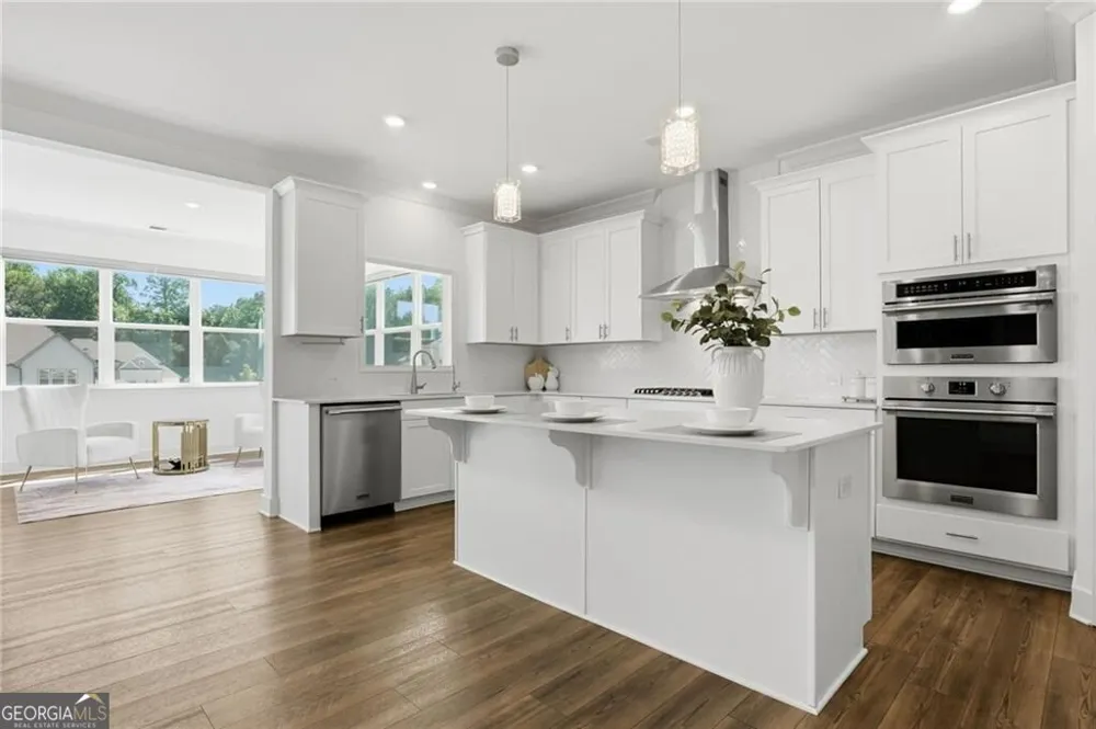 6410 Hawkins Manor DR Cumming, GA 30040