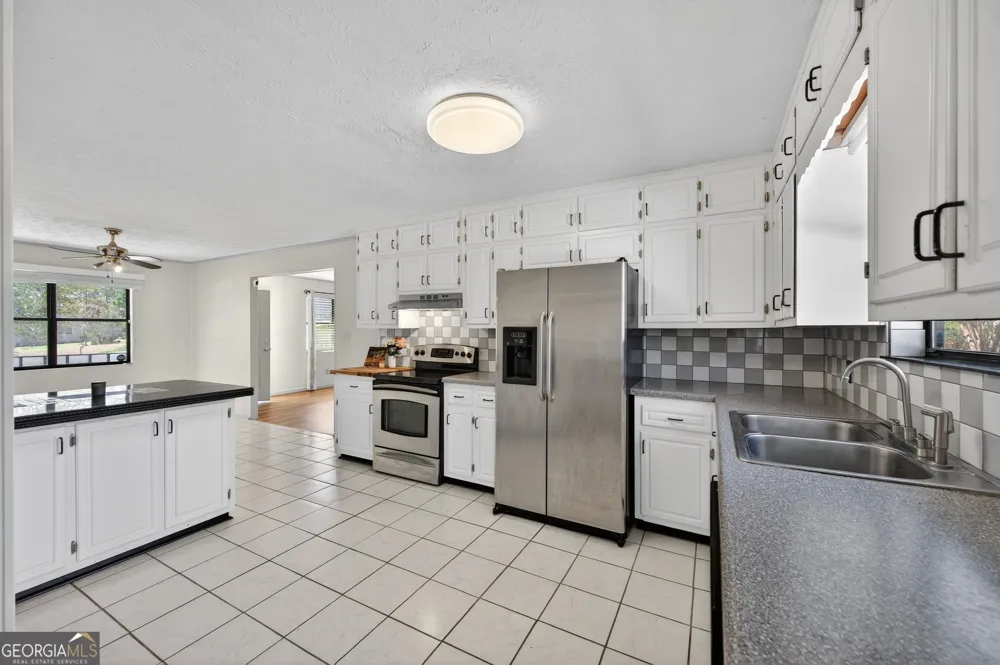 5 Hearthstone DR Stockbridge, GA 30281