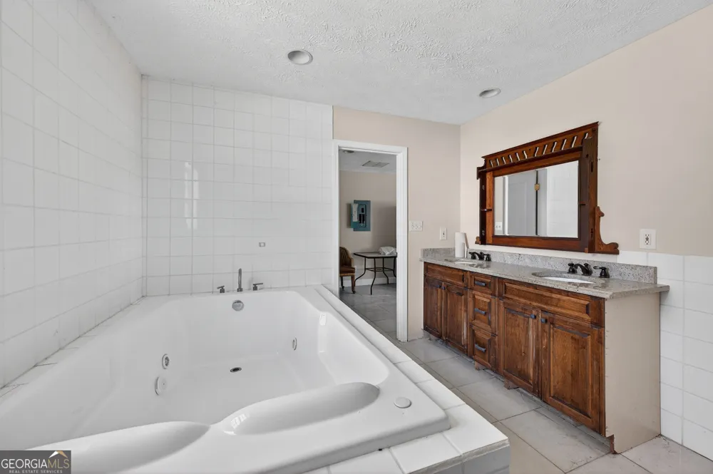 5 Hearthstone DR Stockbridge, GA 30281
