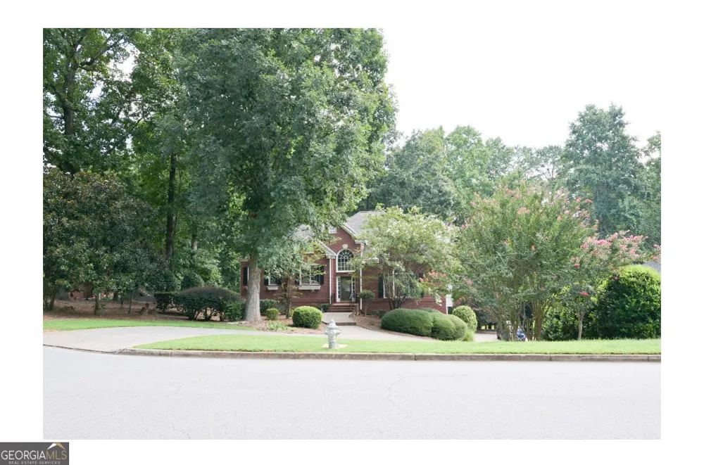 3885 Waterford DR Suwanee, GA 30024