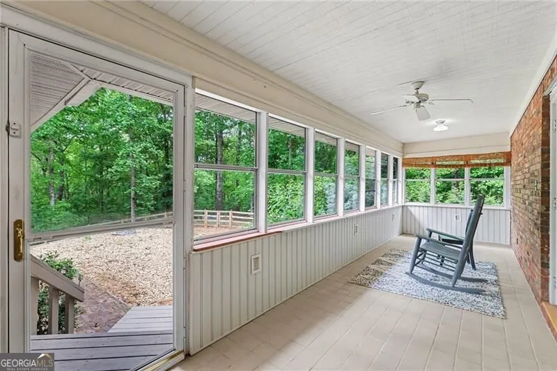 5735 E Ridge DR Douglasville, GA 30135