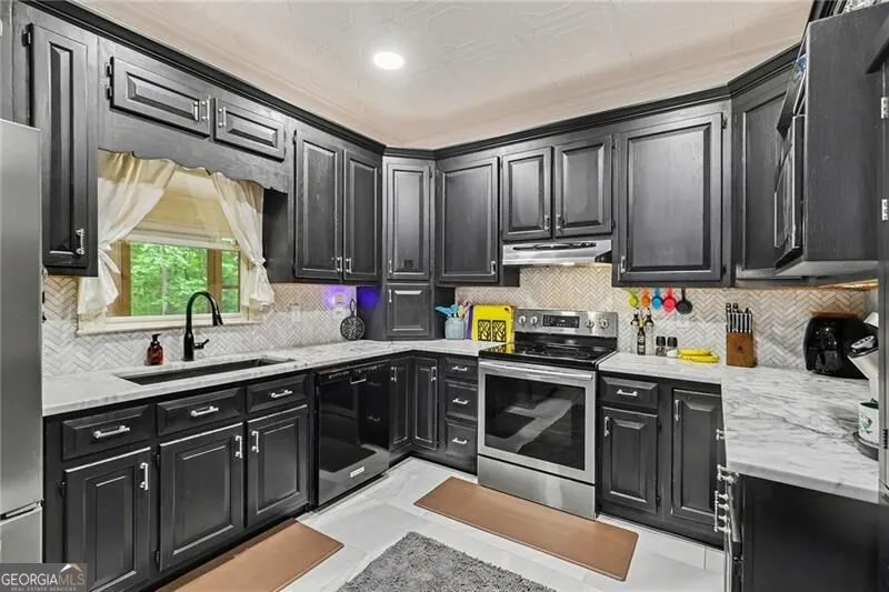 5735 E Ridge DR Douglasville, GA 30135