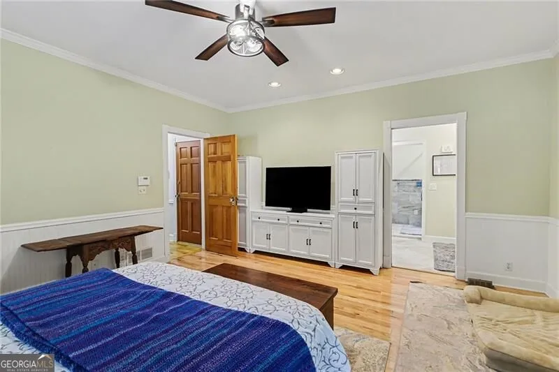 5735 E Ridge DR Douglasville, GA 30135