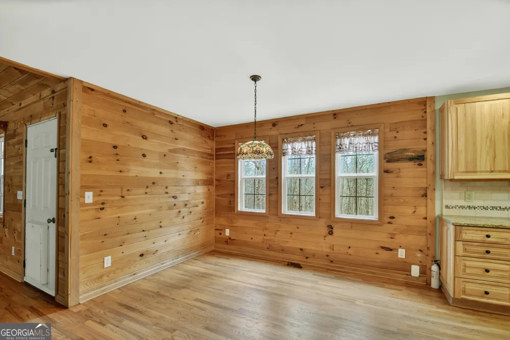 144 Emerald Cove DR Ellijay, GA 30540