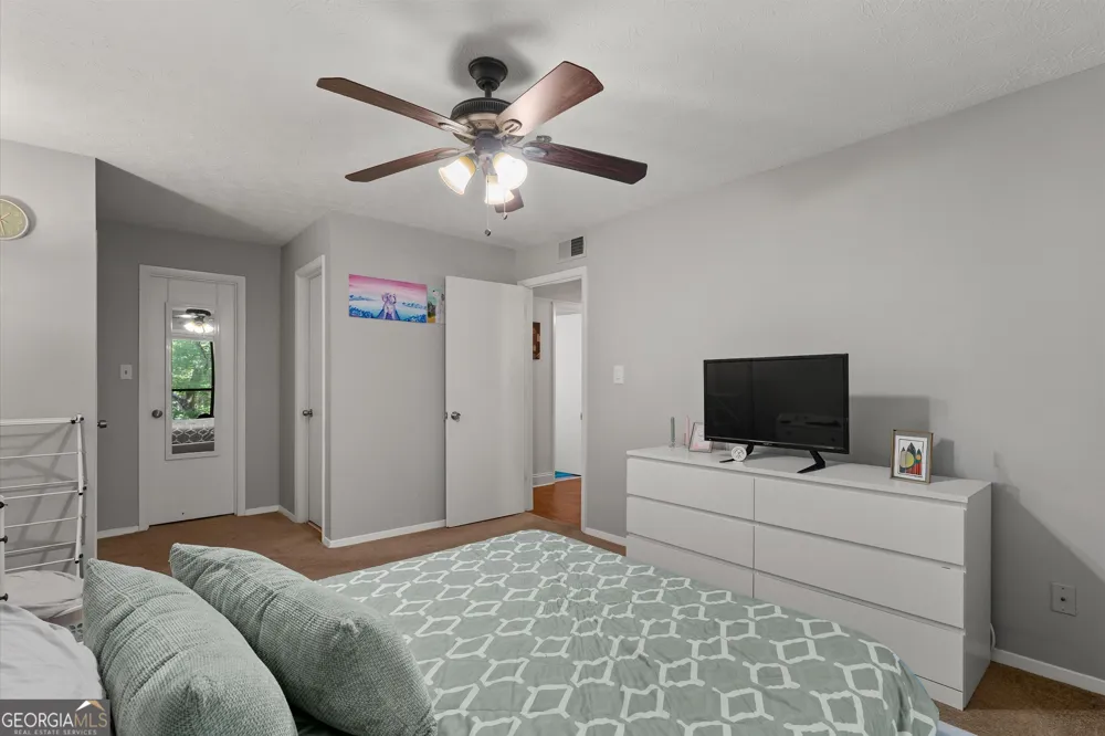 2403 Cumberland CT SE Smyrna, GA 30080