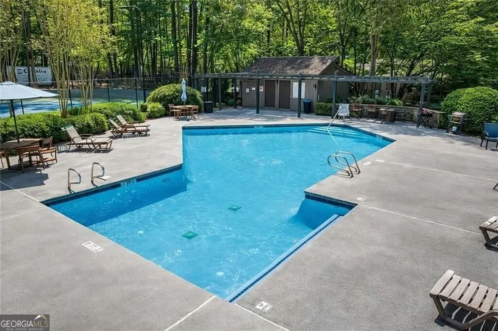 2403 Cumberland CT SE Smyrna, GA 30080