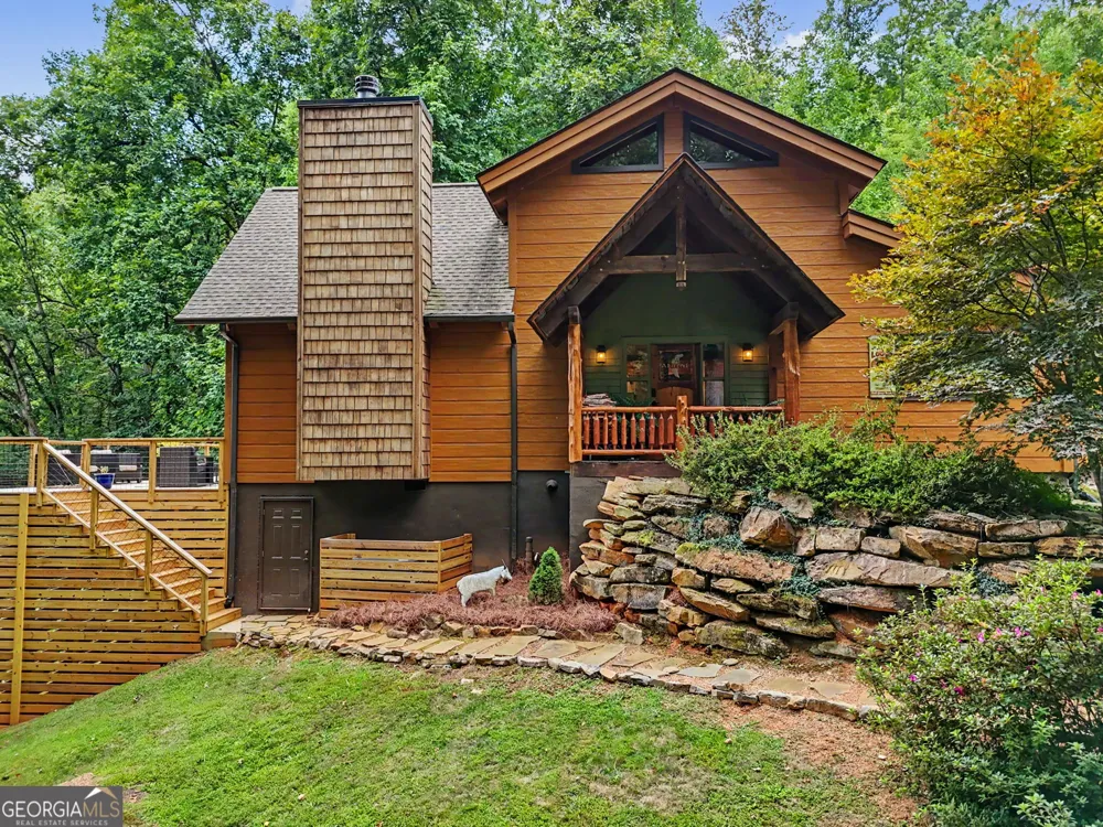 557 Fox Trot RD Clayton, GA 30525