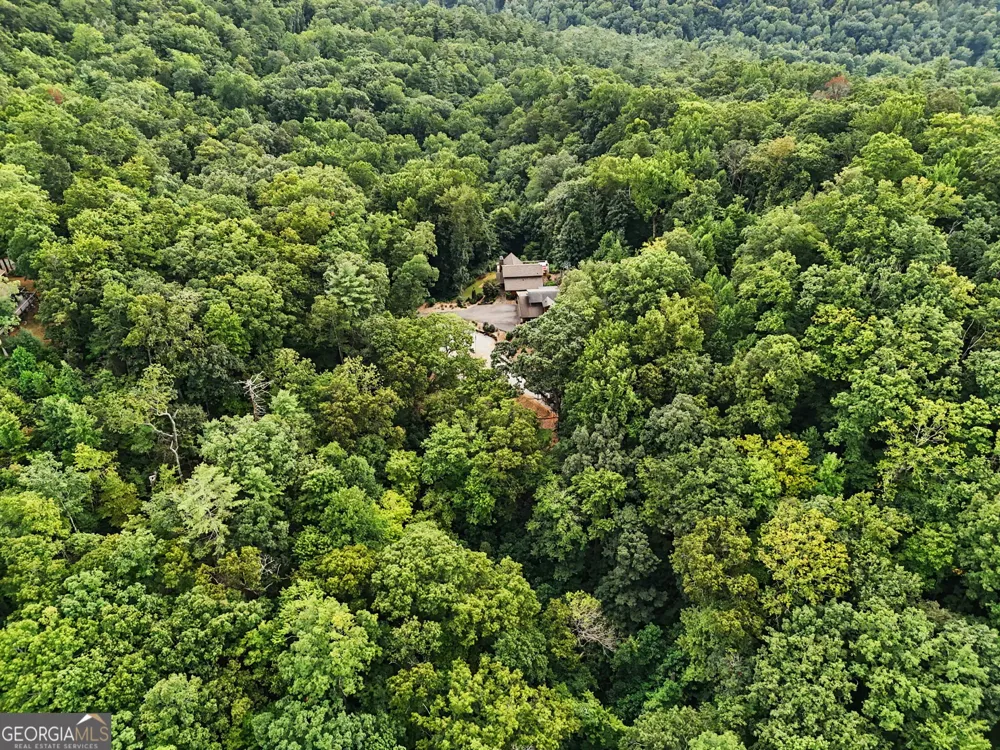 557 Fox Trot RD Clayton, GA 30525