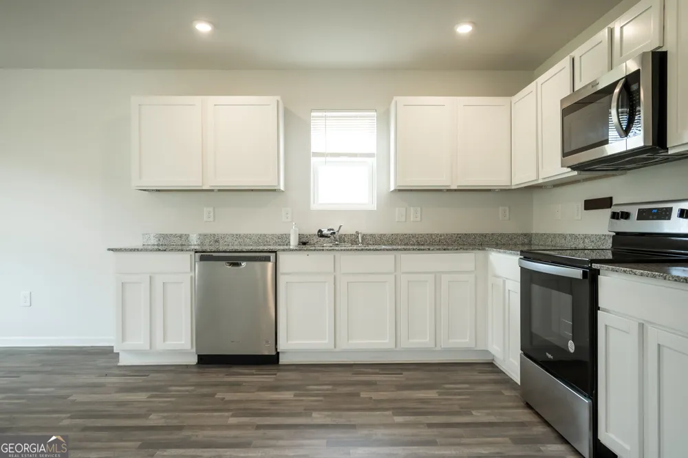 624 Canal ST Jefferson, GA 30549