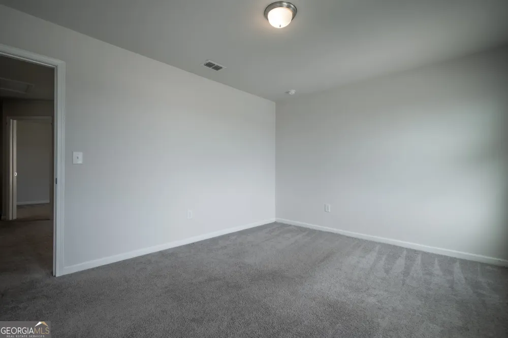 624 Canal ST Jefferson, GA 30549