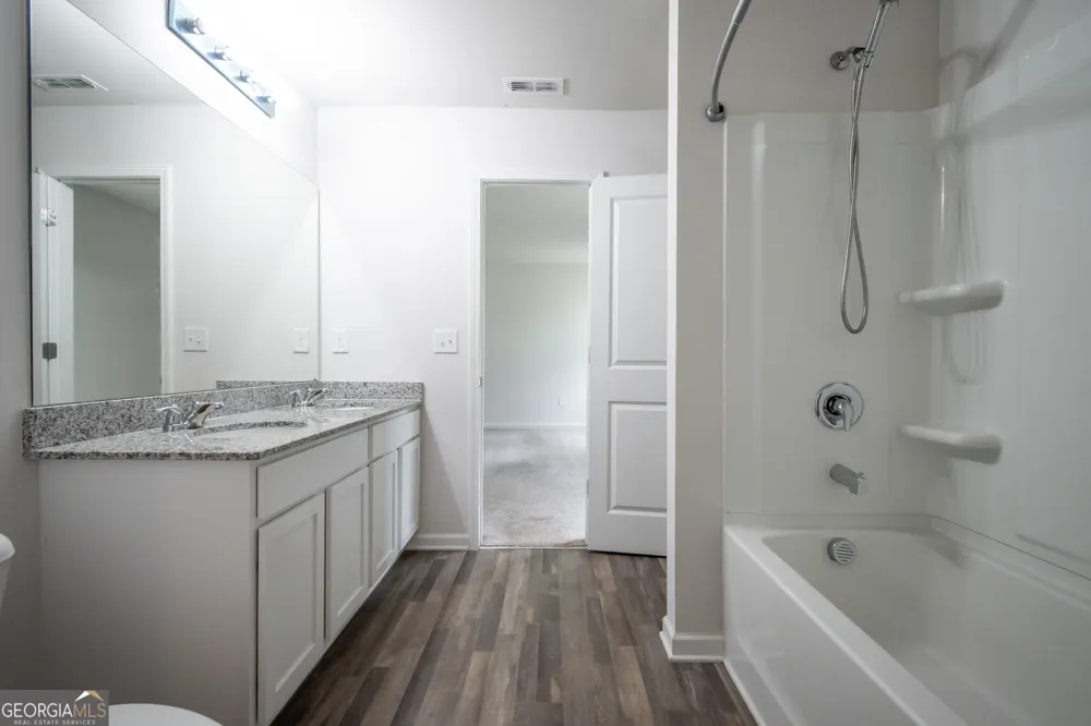 624 Canal ST Jefferson, GA 30549