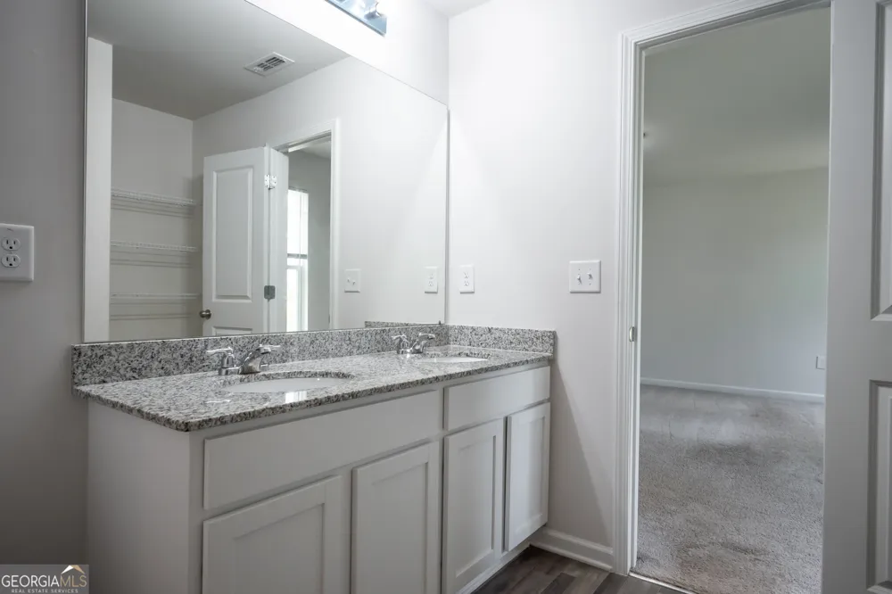 624 Canal ST Jefferson, GA 30549