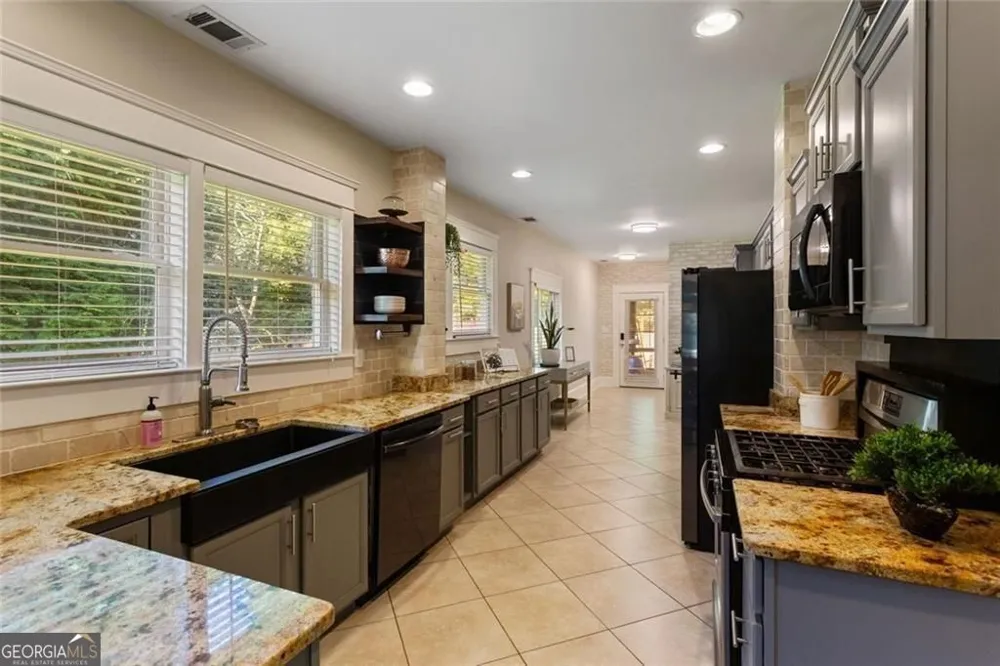 3080 Lee ST SE Smyrna, GA 30080