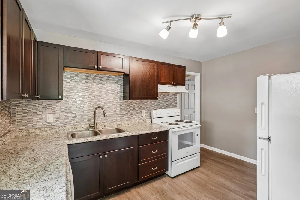 655 Albert ST NW Atlanta, GA 30318