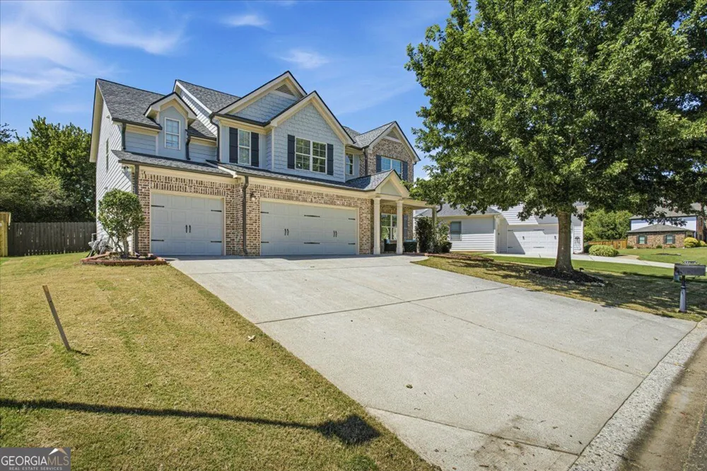 4220 Standing Rock WAY Cumming, GA 30028
