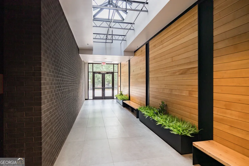 131 Broad ST Athens, GA 30601