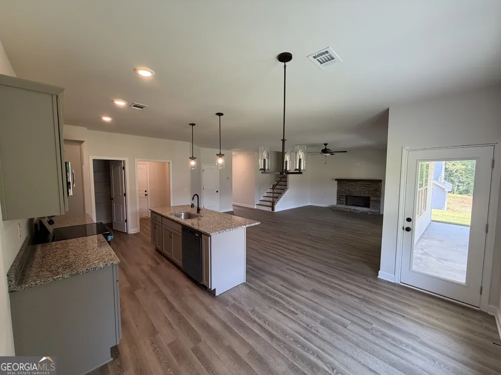 6467 Plantation Station DR Lula, GA 30554