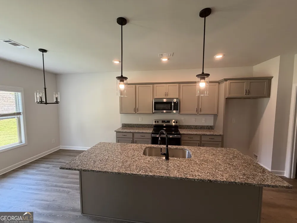 6467 Plantation Station DR Lula, GA 30554