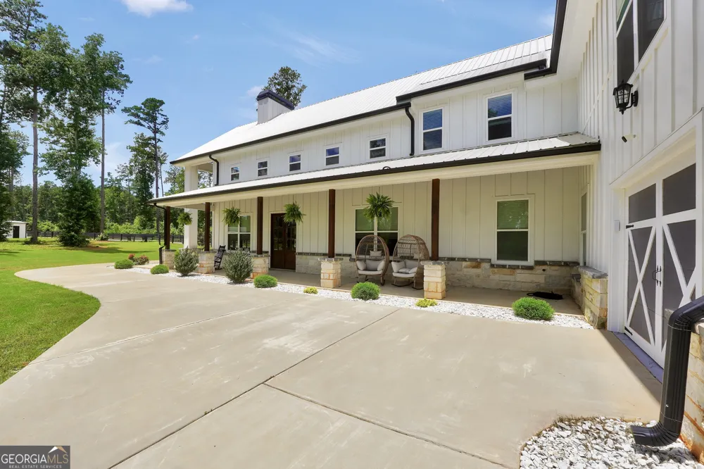 1384 Hopewell RD Forsyth, GA 31029