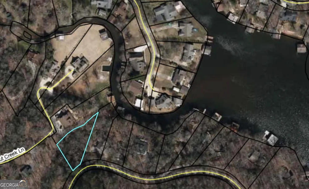 83 Hilltop CIR Clarkesville, GA 30523
