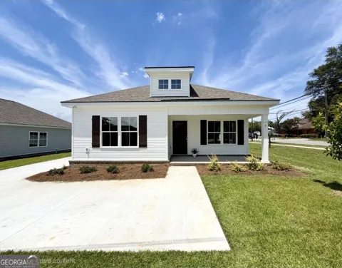 2 N Roundtree ST