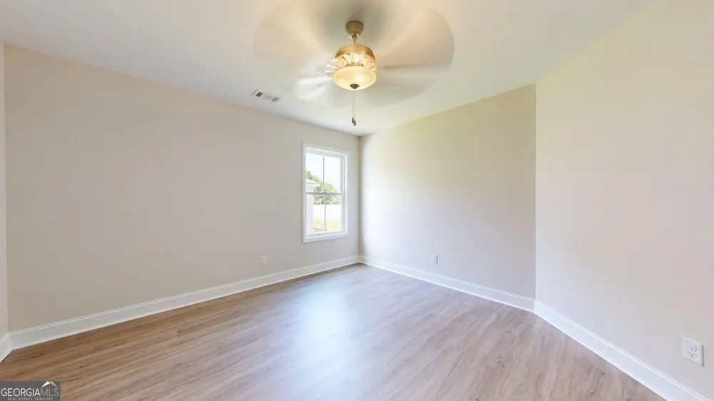 2 N Roundtree ST Statesboro, GA 30458