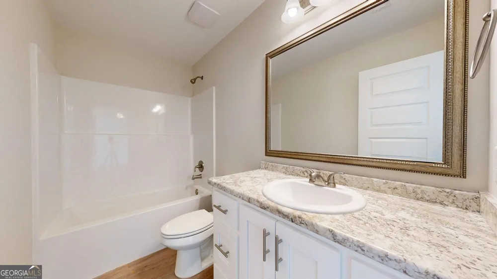 2 N Roundtree ST Statesboro, GA 30458