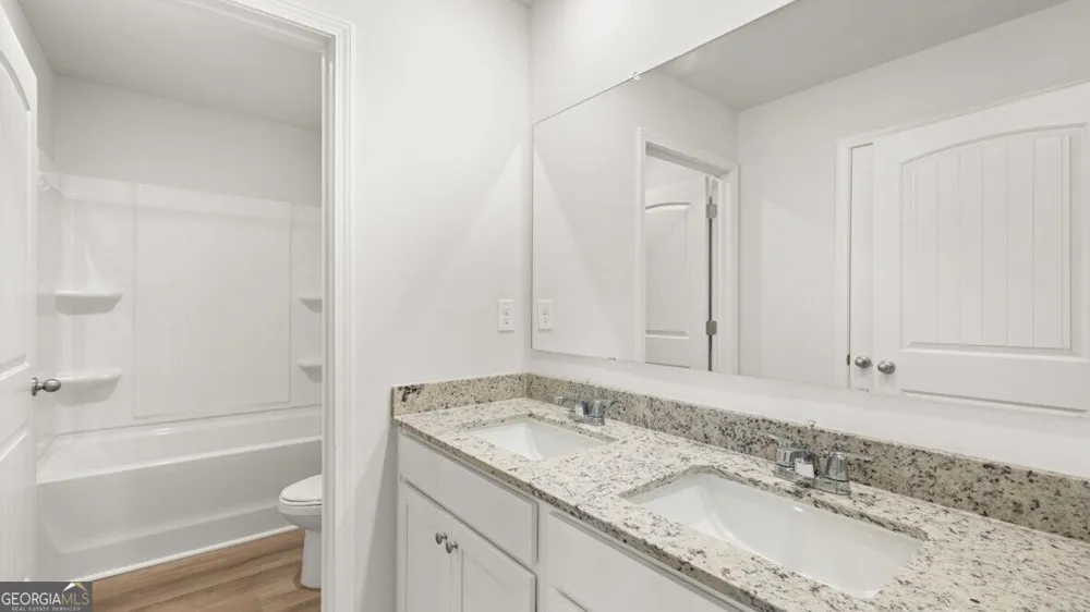 6063 Airedale DR Union City, GA 30291