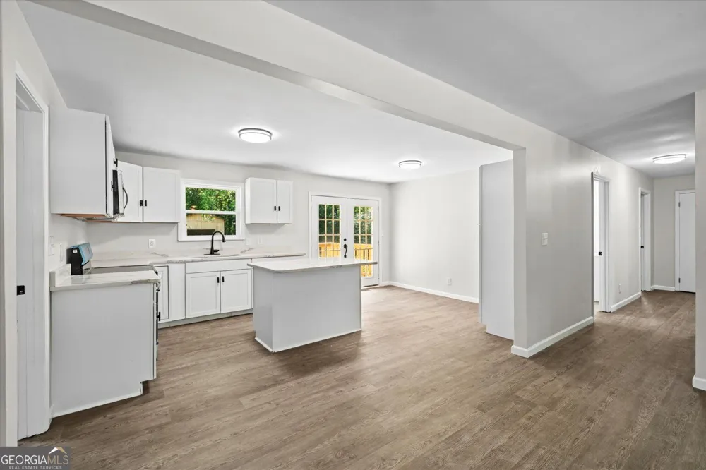 2005 Watergate LN Tunnel Hill, GA 30755