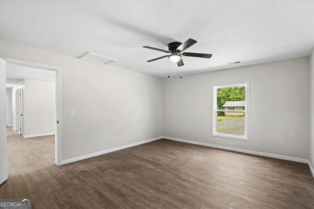 2005 Watergate LN Tunnel Hill, GA 30755