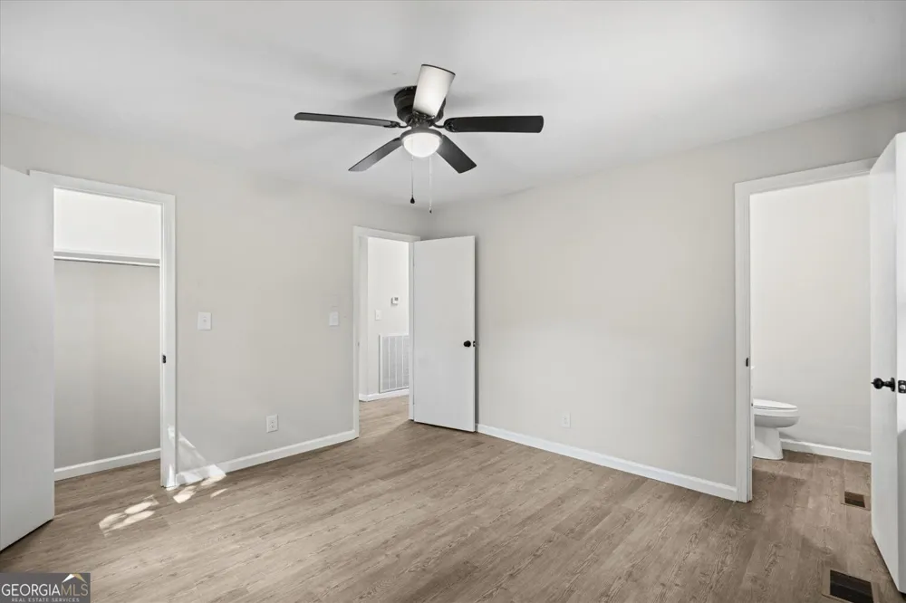 2005 Watergate LN Tunnel Hill, GA 30755