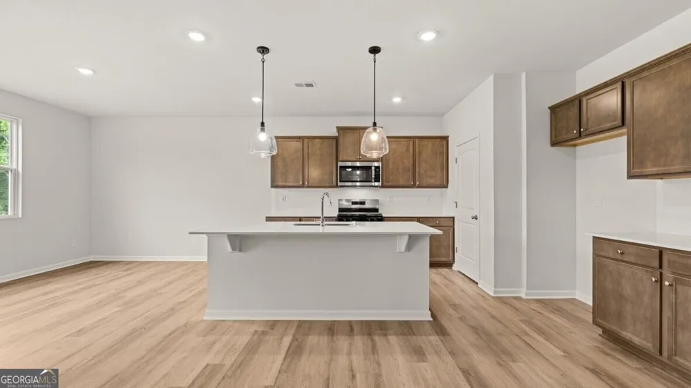 3113 Hallsley DR South Fulton, GA 30349