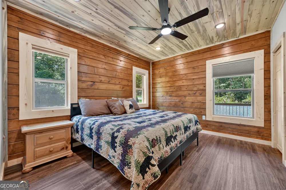 196 N Jakes Landing WAY Ellijay, GA 30540