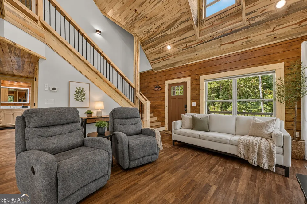 196 N Jakes Landing WAY Ellijay, GA 30540
