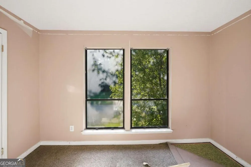 1001 Chapman LN Stone Mountain, GA 30088