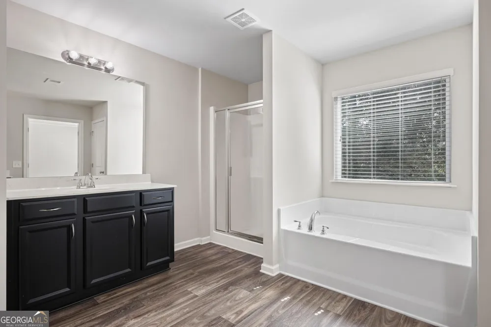4114 Elsdon DR Austell, GA 30106