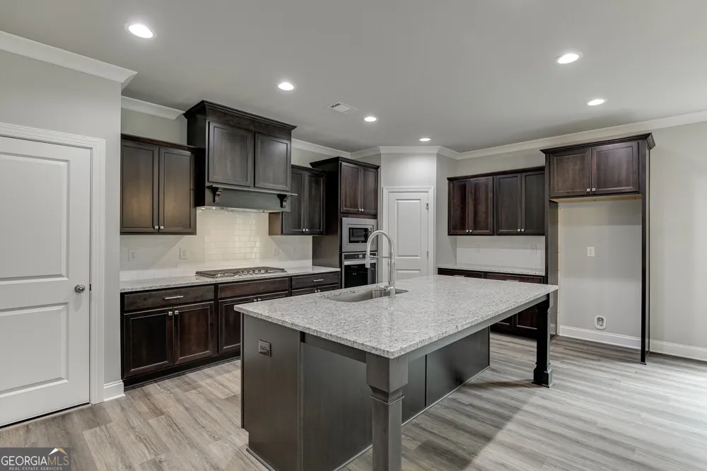5617 Ernest WAY Flowery Branch, GA 30542