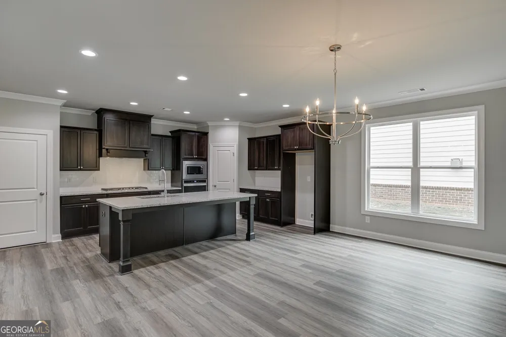 5617 Ernest WAY Flowery Branch, GA 30542