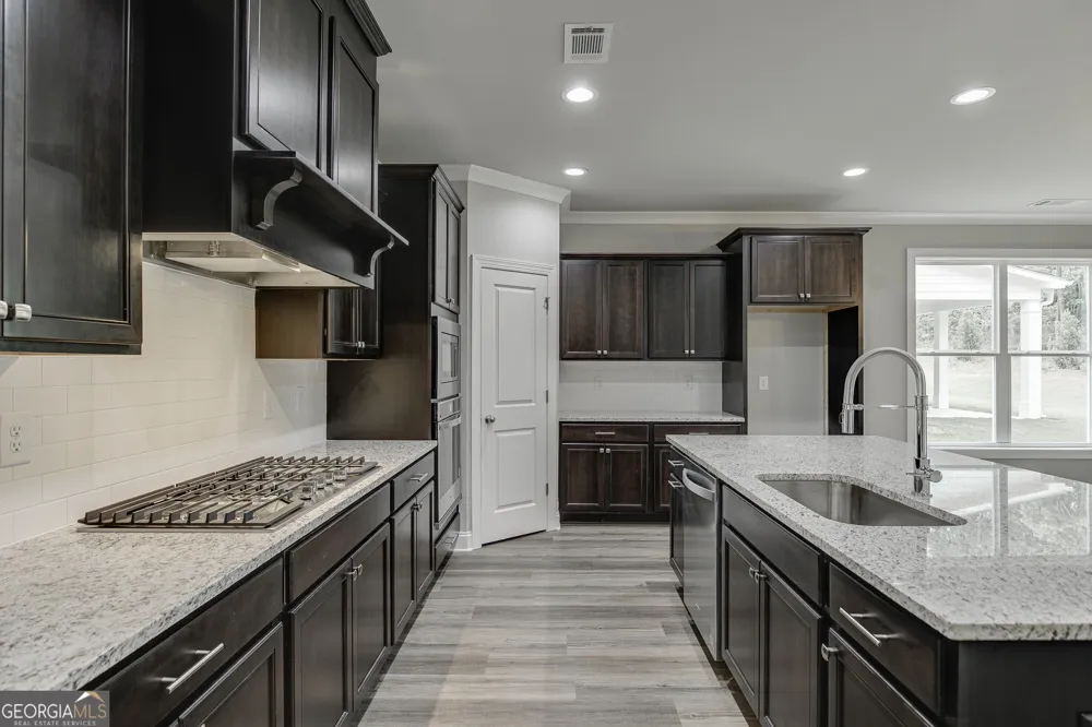 5617 Ernest WAY Flowery Branch, GA 30542