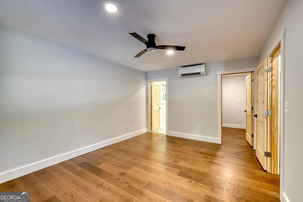 6564 Crooked Creek RD Young Harris, GA 30582