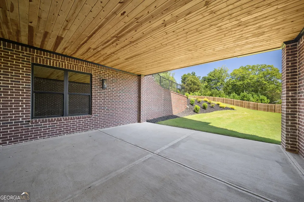 403 Thunder RD Buford, GA 30518