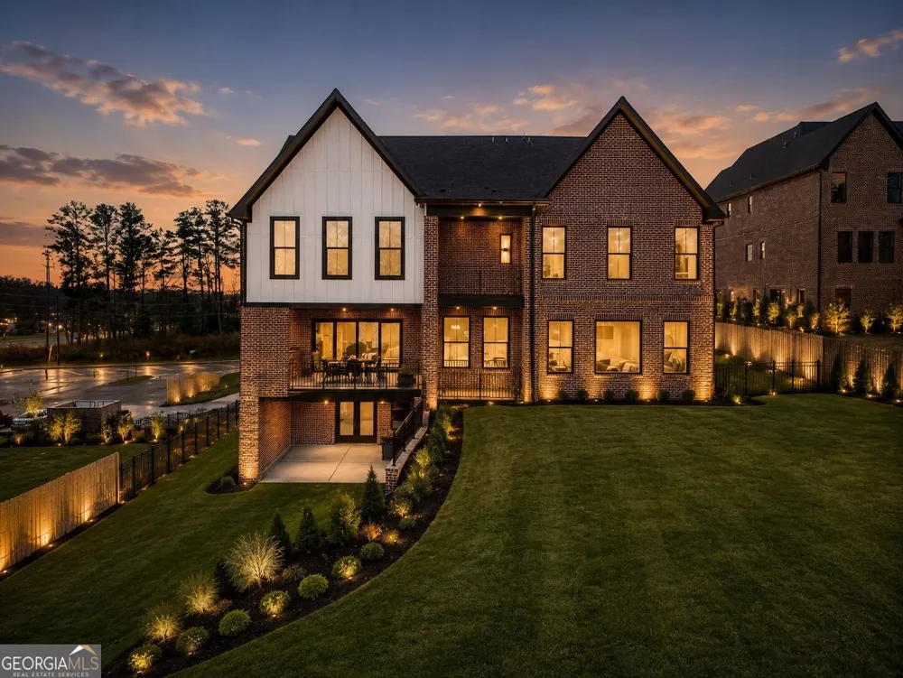 403 Thunder RD Buford, GA 30518