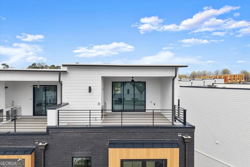 441 Mezzo LN Alpharetta, GA 30009