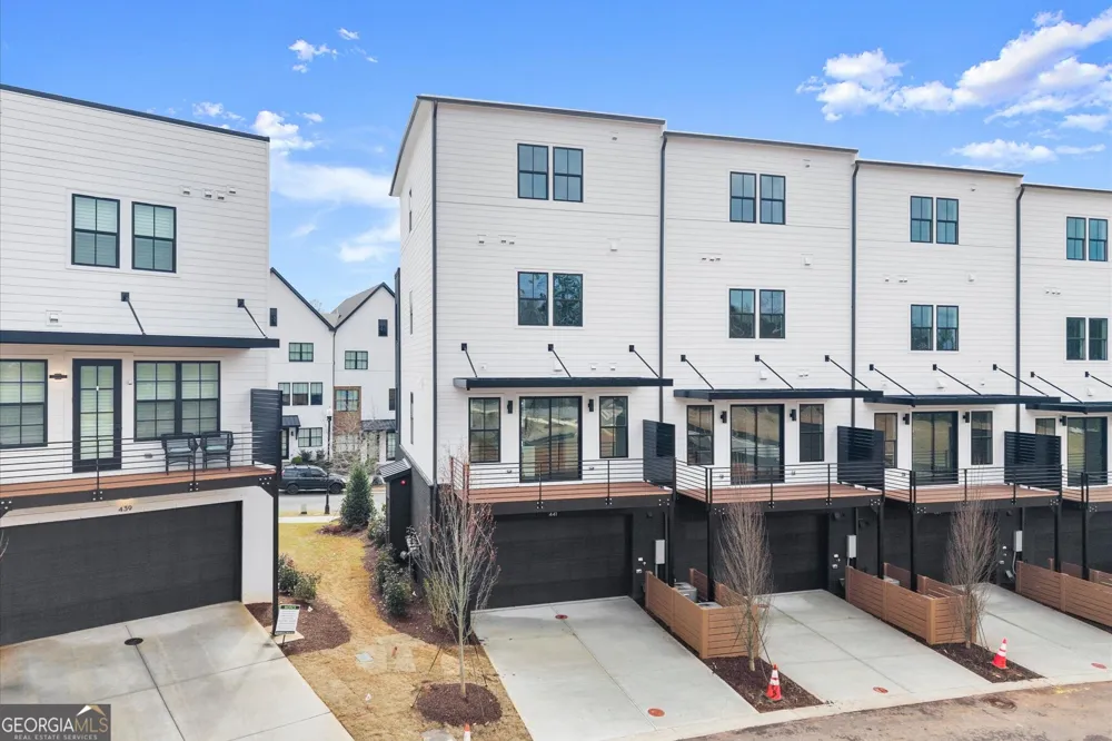 441 Mezzo LN Alpharetta, GA 30009