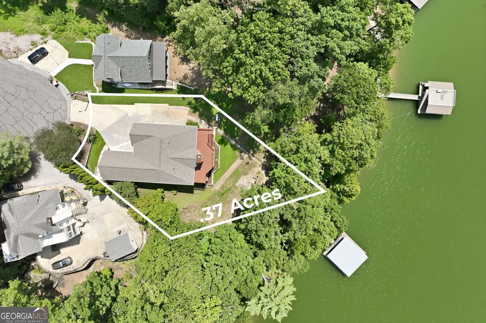 3347 Cove Overlook DR Gainesville, GA 30501