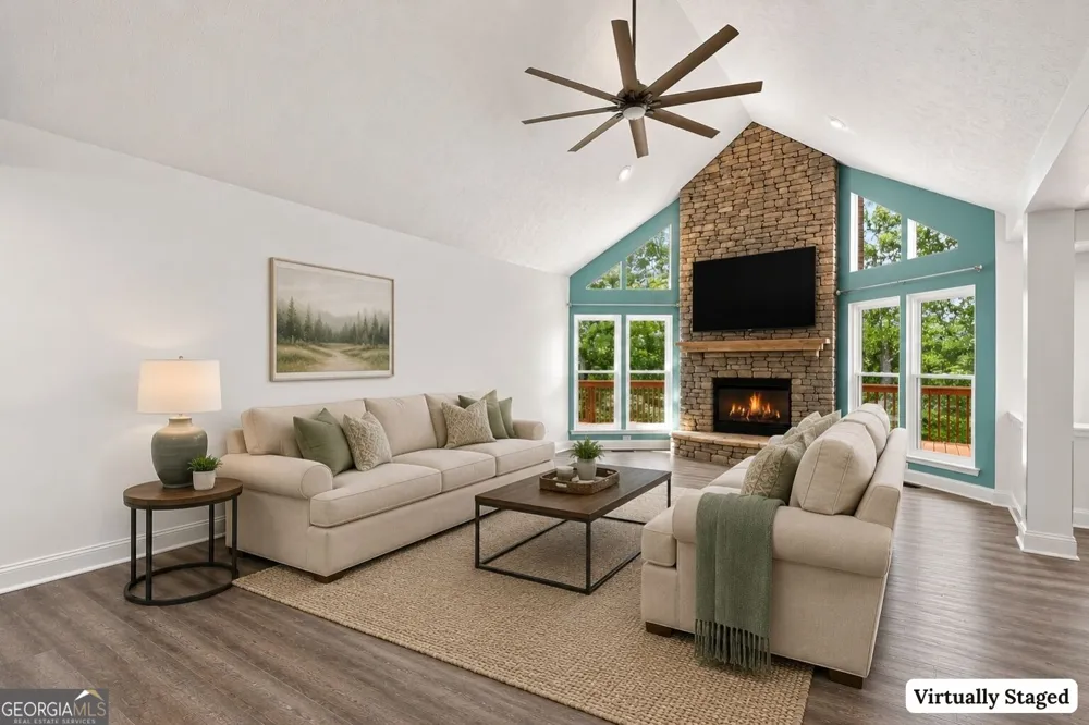 3347 Cove Overlook DR Gainesville, GA 30501