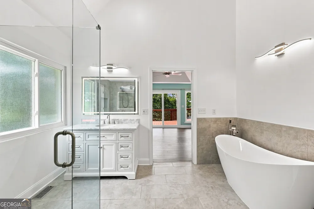 3347 Cove Overlook DR Gainesville, GA 30501