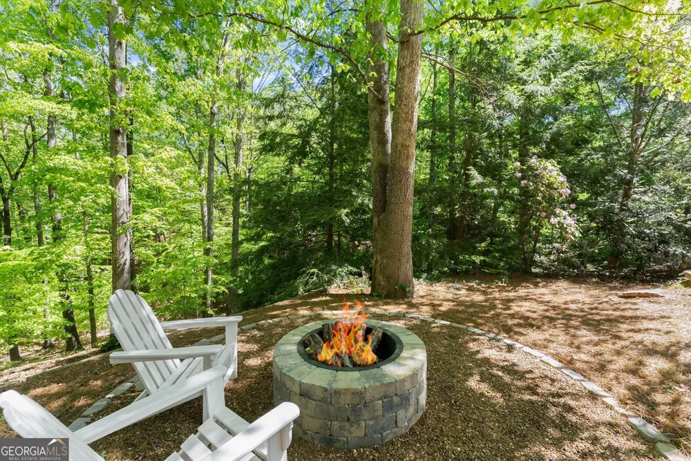 3560 Greystone RD Gainesville, GA 30506