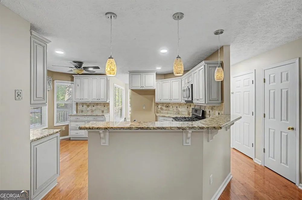 1011 Braelin CT Woodstock, GA 30189