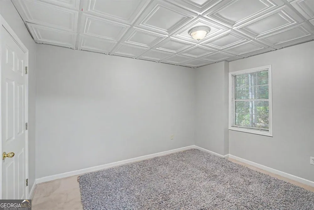1011 Braelin CT Woodstock, GA 30189